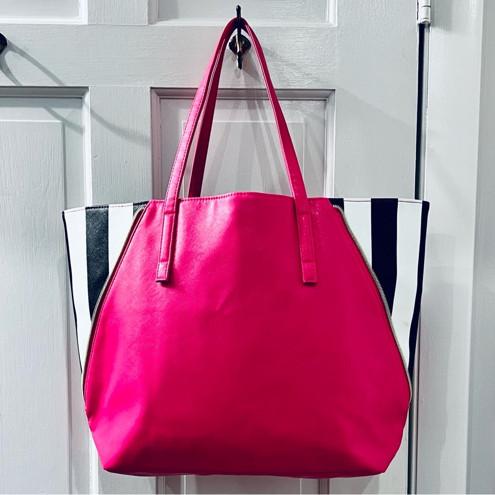Juicy Couture Hot Pink w/ Black & White Stripe Side Panel Large Tote -new - Picture 4 of 12